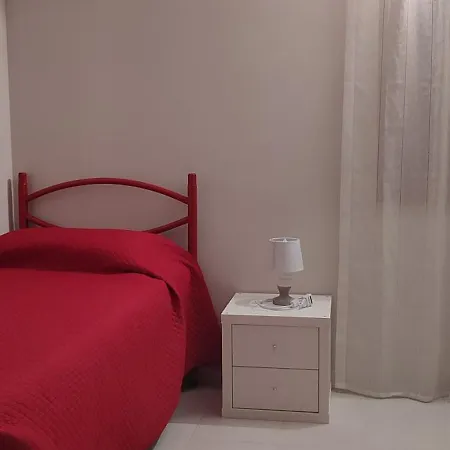 Paola Holidays 公寓式酒店 夏卡
