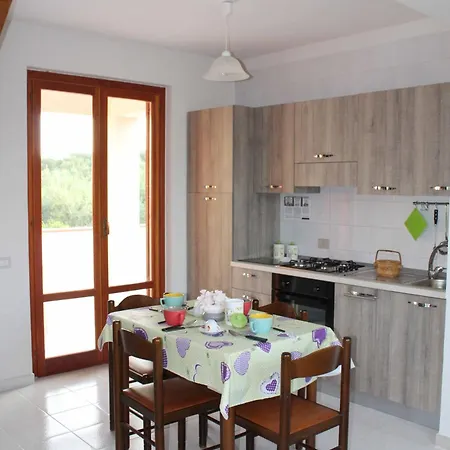 Apartahotel Paola Holidays